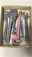 RIGID PIPE WRENCH, ADJUSTABLE WRENCHES AND PIPE