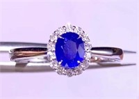0.6ct Cornflower Blue Sapphire Ring 18K Gold