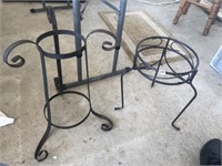 (2) Iron Flower Stands