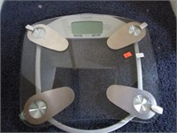 DIGITAL BODY FAT SCALE