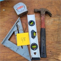 tools level hammer