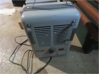 PALTON SMALL ELECTRIC HEATER - UNTESTED