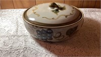 Louisville Stoneware "Vintage” Pattern Casserole