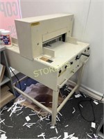 Triumph 4850 Paper Cutting Machine