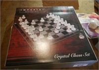 Crystal chess set