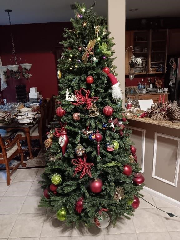 8 Foot tall Christmas tree /w ornaments & lights