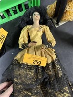 VINTAGE FLAMENCO DOLL & SIMILAR