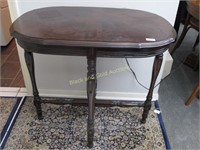 Antique Mahogany Veneer Lamp Table