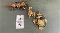 Jewelry lot- Cameo & 2 pins-lot of 3