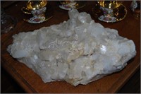 Quartz crystal slab