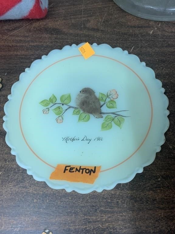 Fenton bird plate