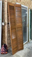 Bi-fold closet door 24 inch