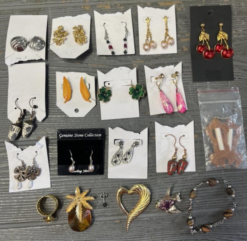 Assortment of Jewelry