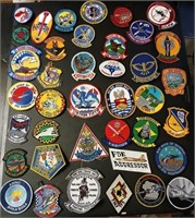 W - LOT OF COLLECTIBLE PATCHES (L57)