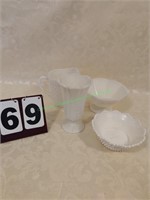 Milk glass lot. 4 count items.