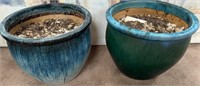 11 - LOT OF 2 PLANTER POTS 16"TEA