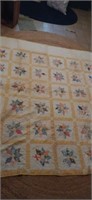 Hand made floral pattern yellow quilt 84x 72in