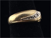 14K Gold Ring diamonds 5.4g