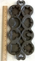 Cast-iron cooking mold