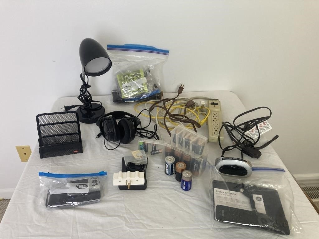 Electronics/Office Supply Lot