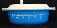 Vntg Pyrex 043 snowflake garland dish w/ lid