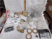 Mixed Lot Of Screws & Knobs