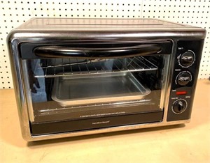 like NEW- toaster oven