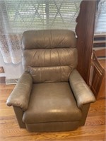 Leather La-Z-Boy recliner does show some signs