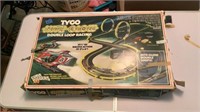 Tyco Nite Glow Double Loop Racing