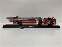 Franklin Mint 1965 Seagrave Fire Engine Model