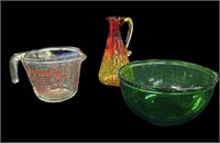 Pyrex Measure Cup, Crackle Glass, & Green Bowl