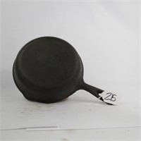 #3 & #5 CAST IRON SKILLET MADE IN TAIWAN