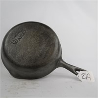 WAGNER WARE #5 CAST IRON SKILLET