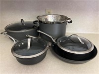 Wonderful set of a Calphalon pots and pans