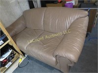 leather love seat very comfortable
