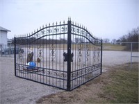 pair of 20' driveway gates +TAX