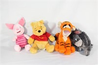 4 Disney Winnie the Pooh Plushies Piglet, Tigger