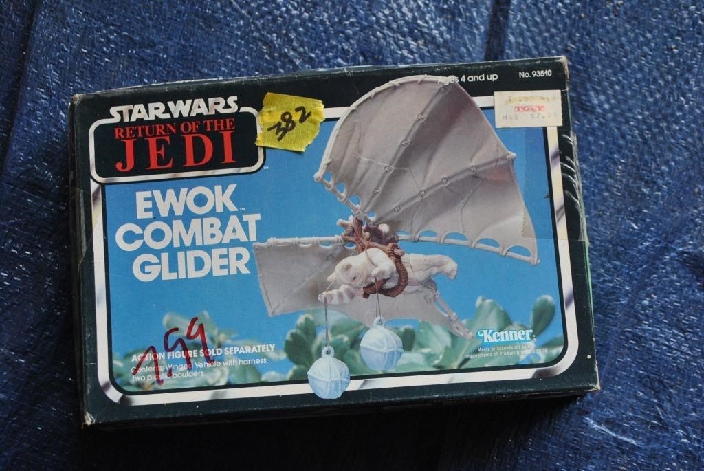 Ewok combat glider in box
