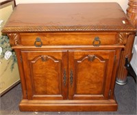 VICTORIAN STYLE ORNATELY CARVED END TABLE