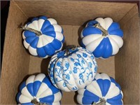 GROUP OF 5 PAINTED DECORATIVE PUMPKINS