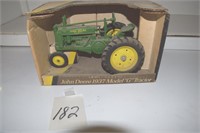 JD 1937 toy G tractor