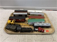 Assorted HO Scale Hobby Train Pieces