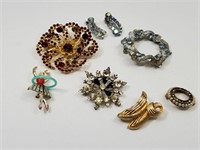 Lot of Vintage Jewelry for Parts of Needs TLC