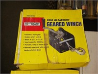 2000LB GEARED MANUAL WENCH