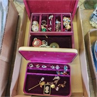 Jewelry Boxes w Vintage Costume Jewelry