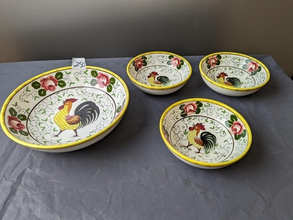 Rooster & Roses - 4 Bowls