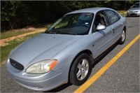 2002 Ford Taurus