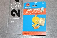 Looney Tunes Stamp Pin Tweetie Bird