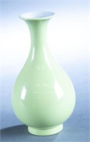 Chinese Qing Yongzheng marked porcelain vase.