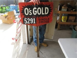 O's Gold Single Cross Sign